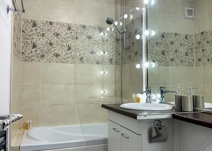 Cozy Stefan Cel Mare